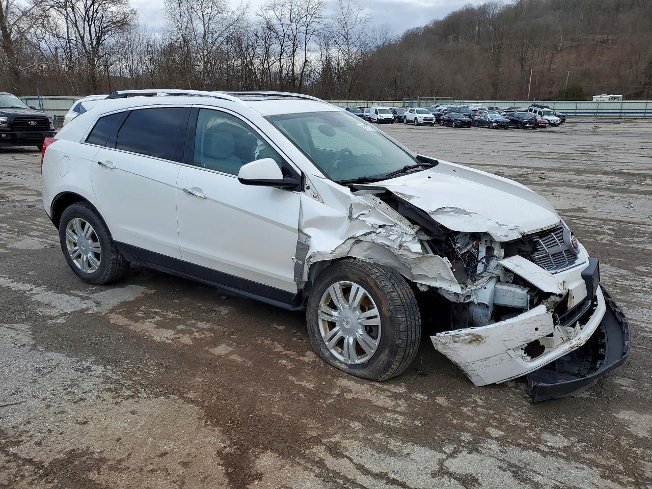 2010 CADILLAC SRX