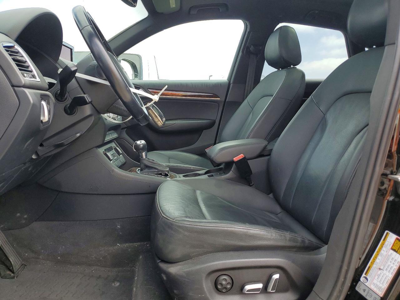 2016 AUDI Q3