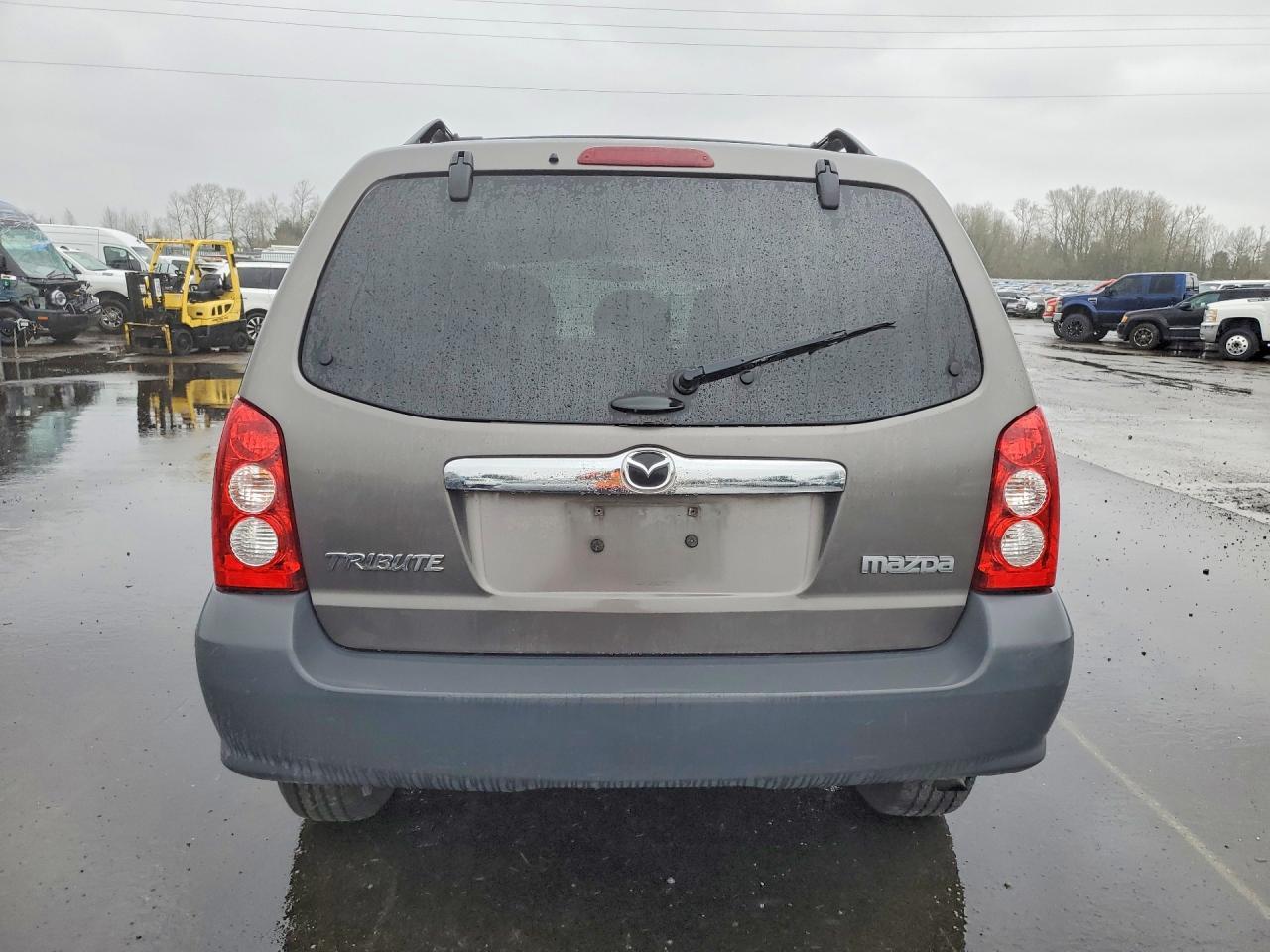 2006 MAZDA Tribute