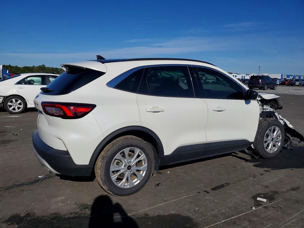 2023 FORD ESCAPE