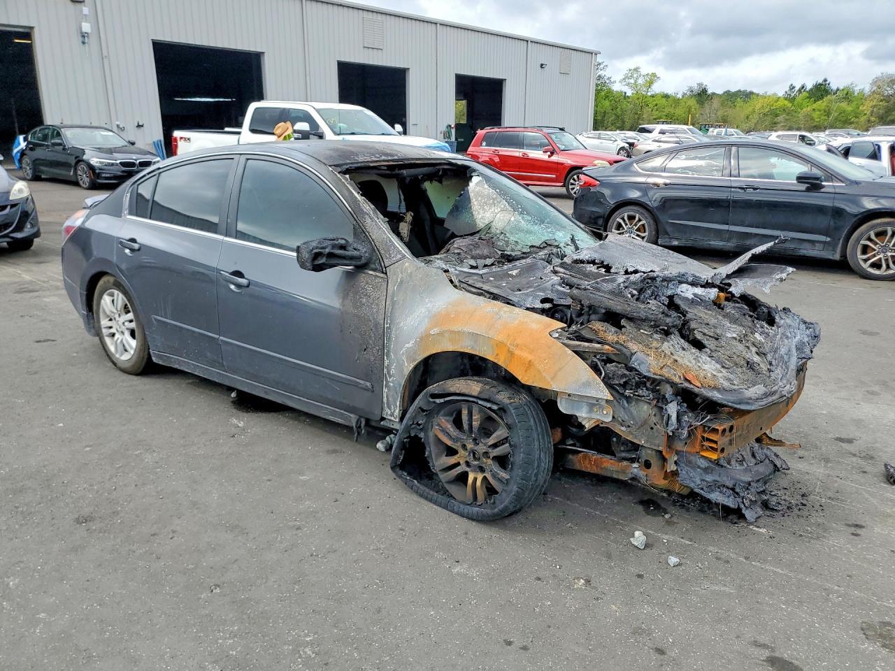 2012 NISSAN ALTIMA