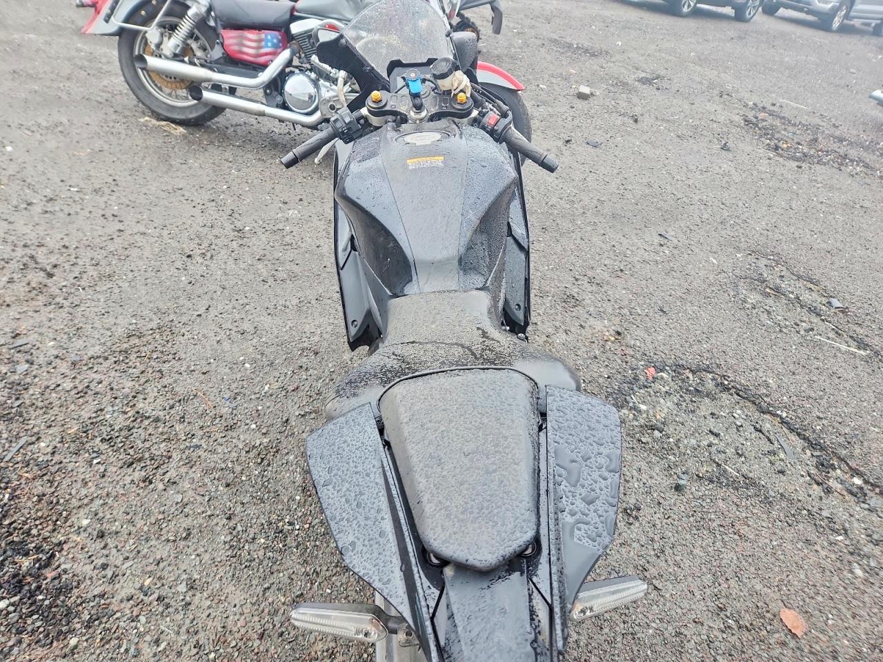 2024 YAMAHA YZFR7
