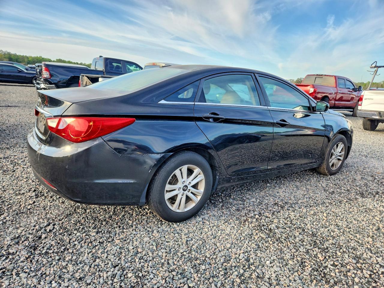 2011 HYUNDAI SONATA