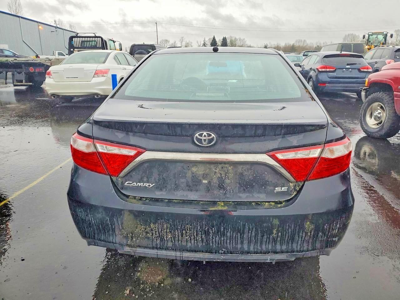 2017 TOYOTA CAMRY