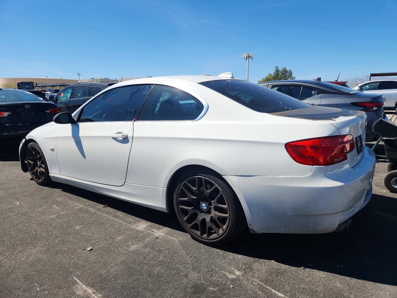 2011 BMW 3 SERIES