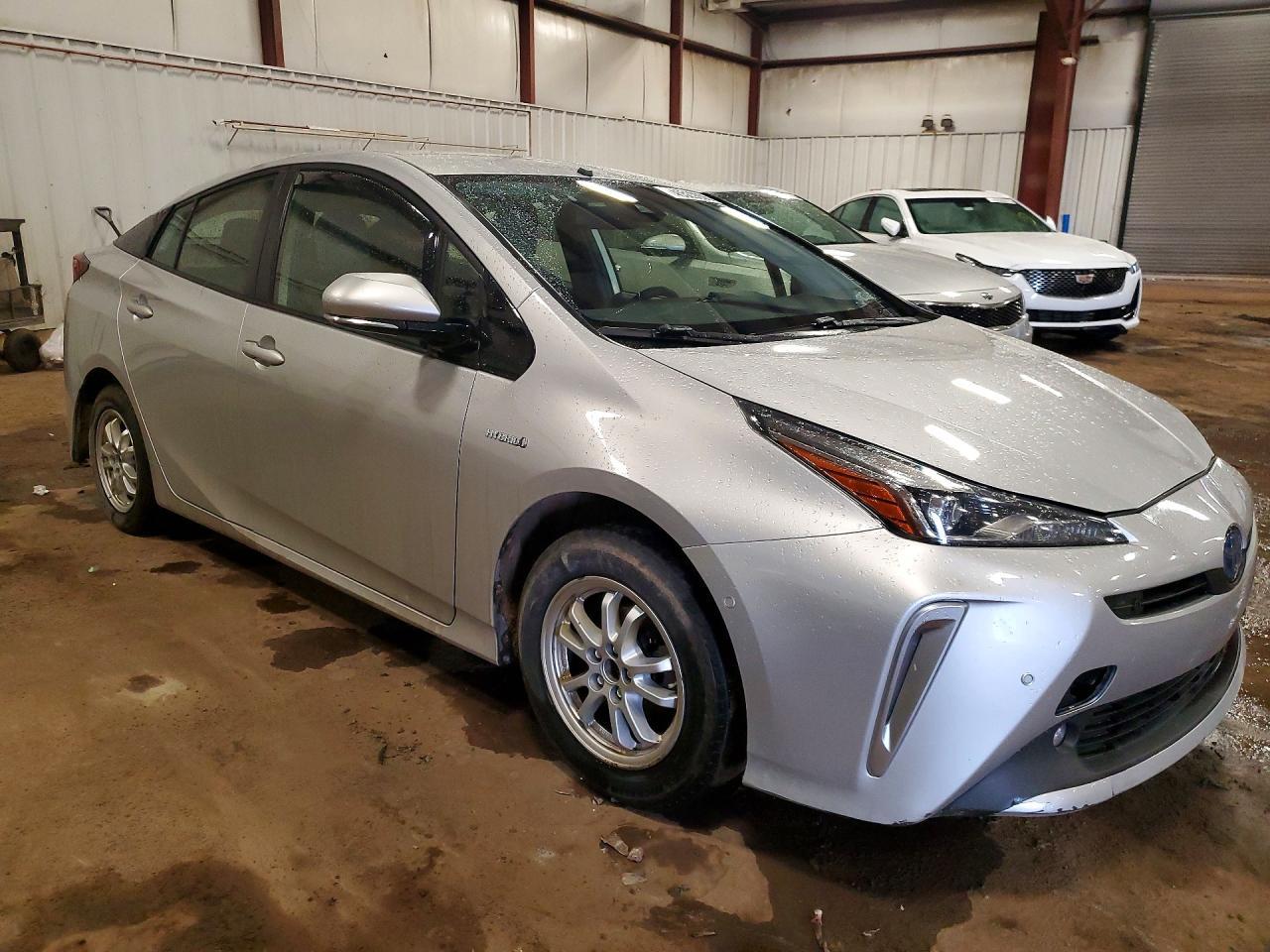2020 TOYOTA PRIUS