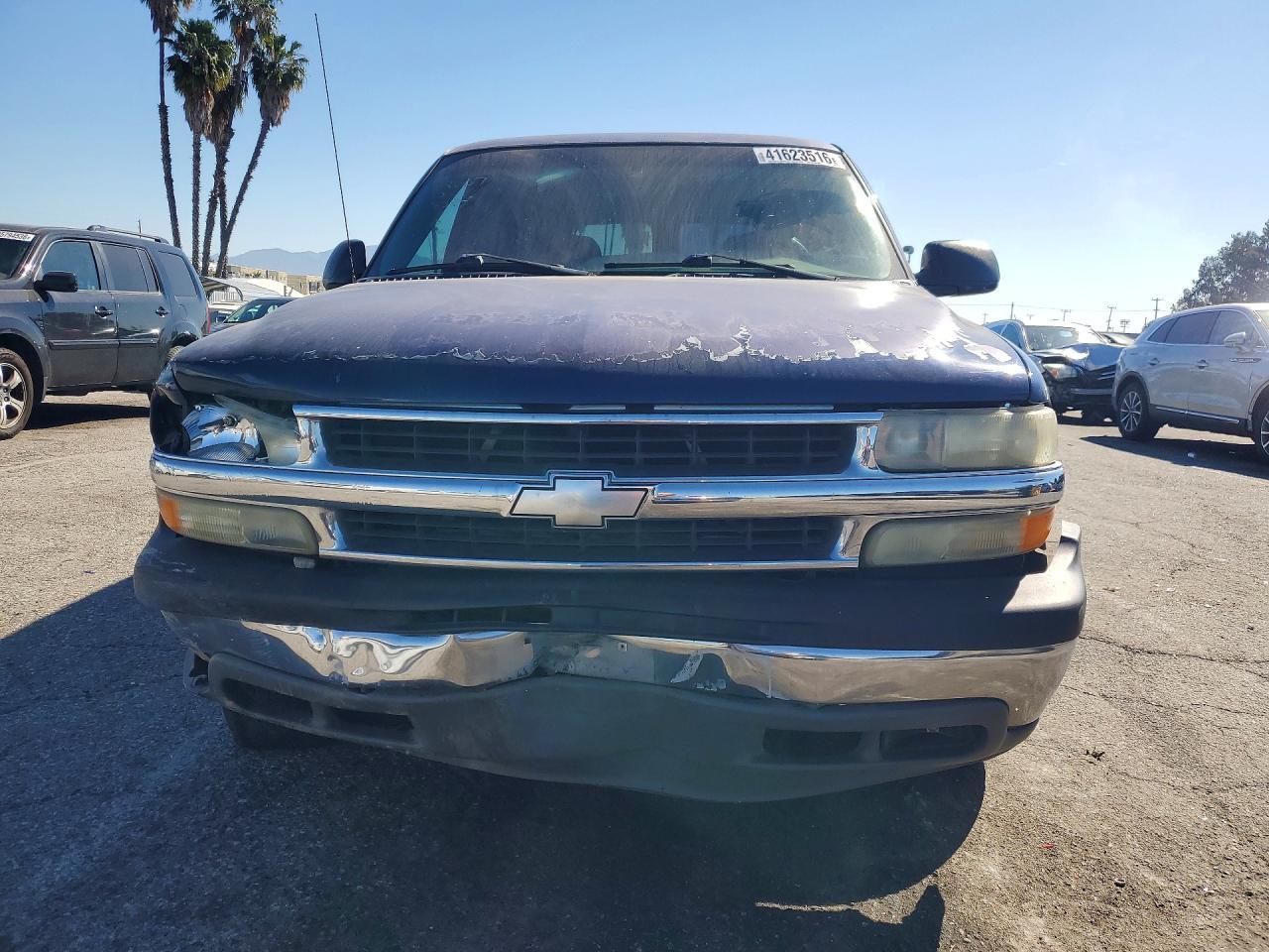 2002 CHEVROLET Tahoe