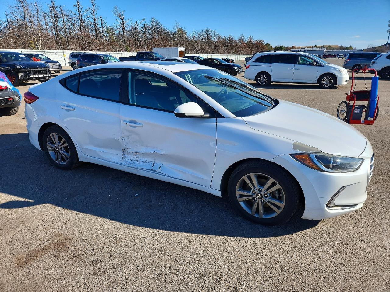2017 HYUNDAI ELANTRA