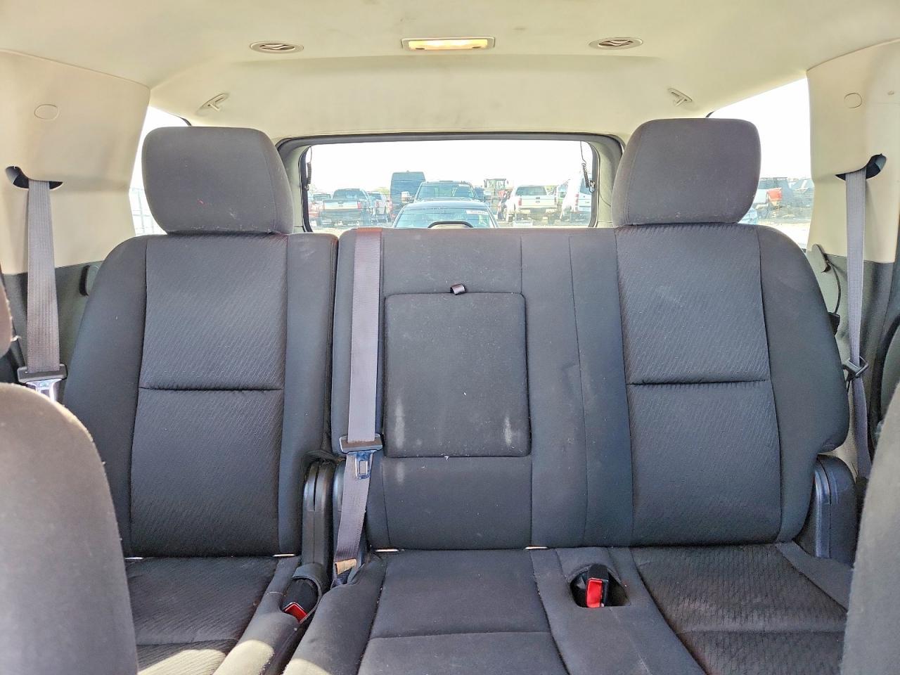 2011 CHEVROLET Tahoe
