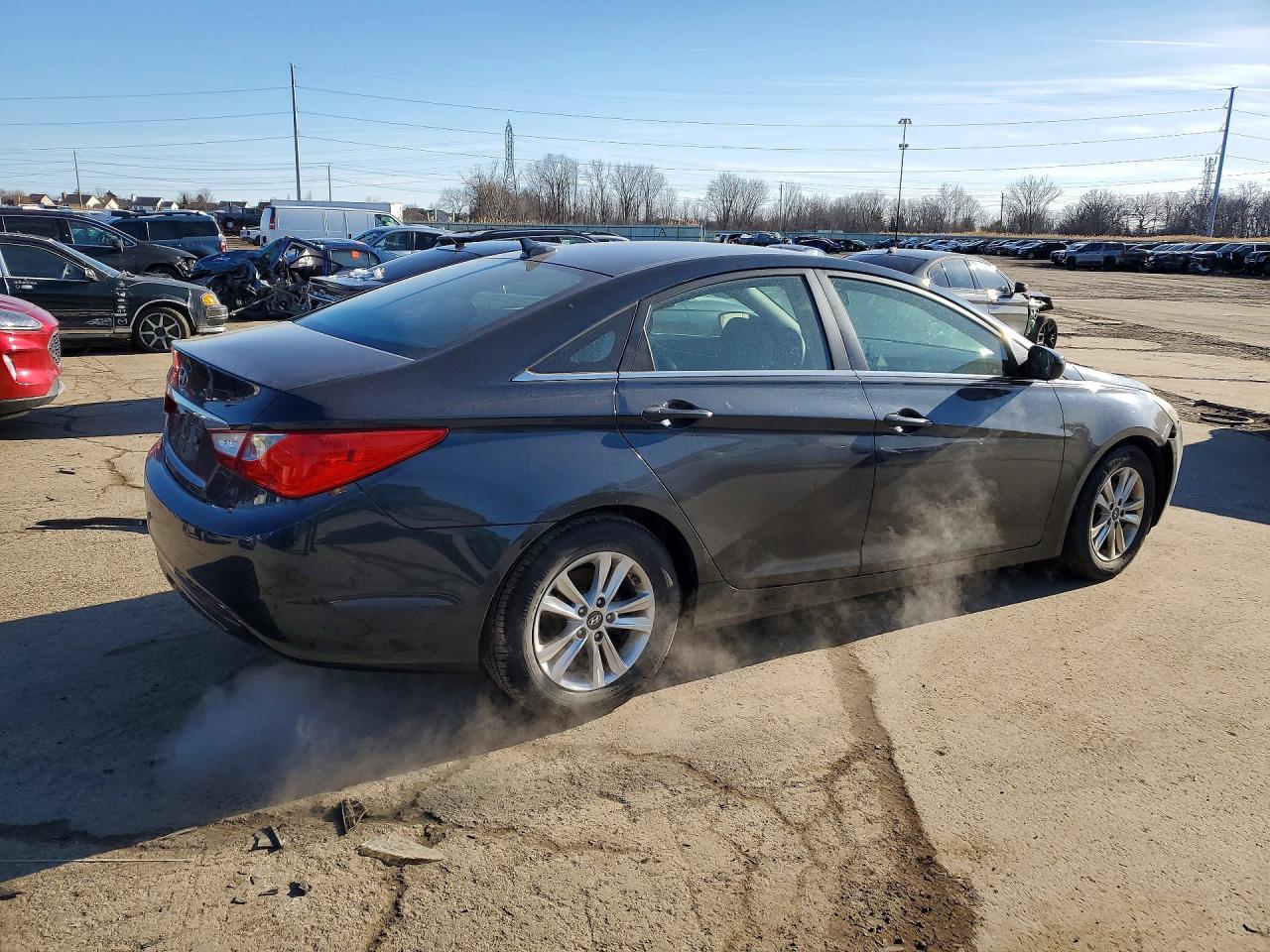 2011 HYUNDAI SONATA