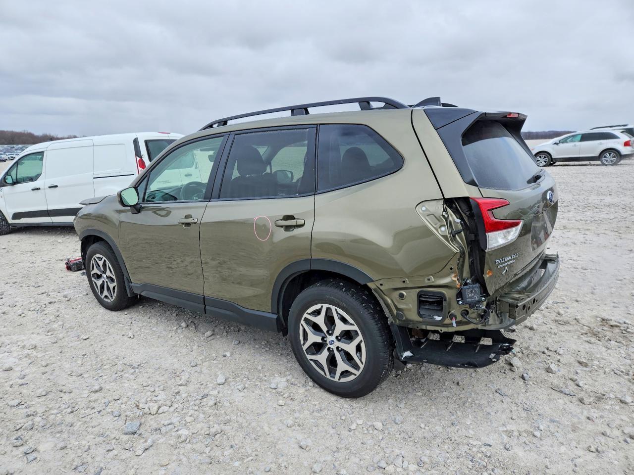 2024 SUBARU FORESTER