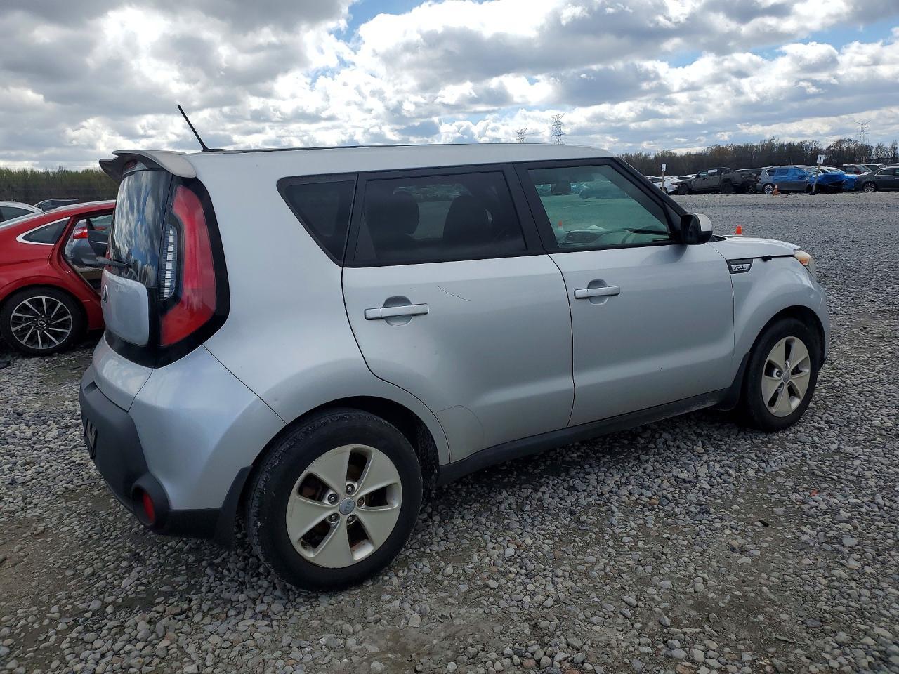 2015 KIA SOUL
