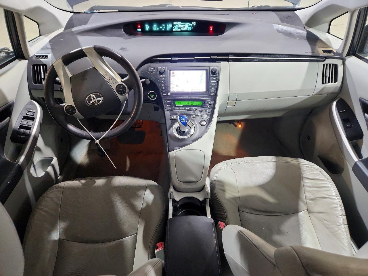 2010 TOYOTA PRIUS
