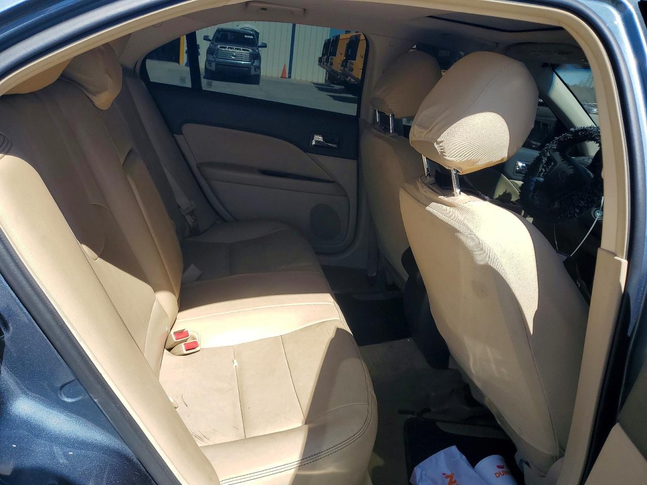 2011 FORD FUSION