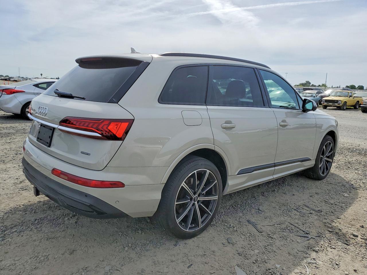 2020 AUDI Q7