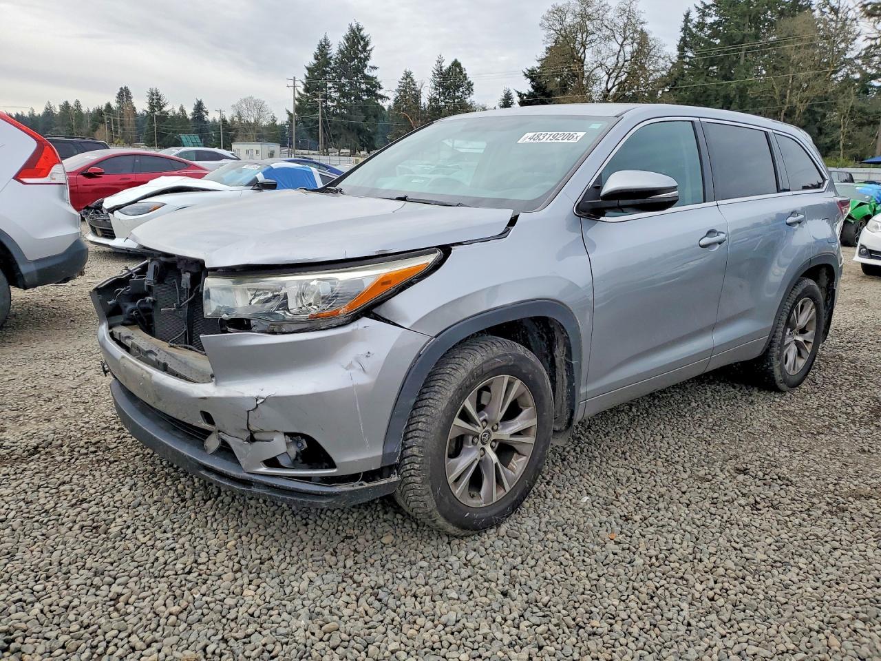 2016 TOYOTA HIGHLANDER