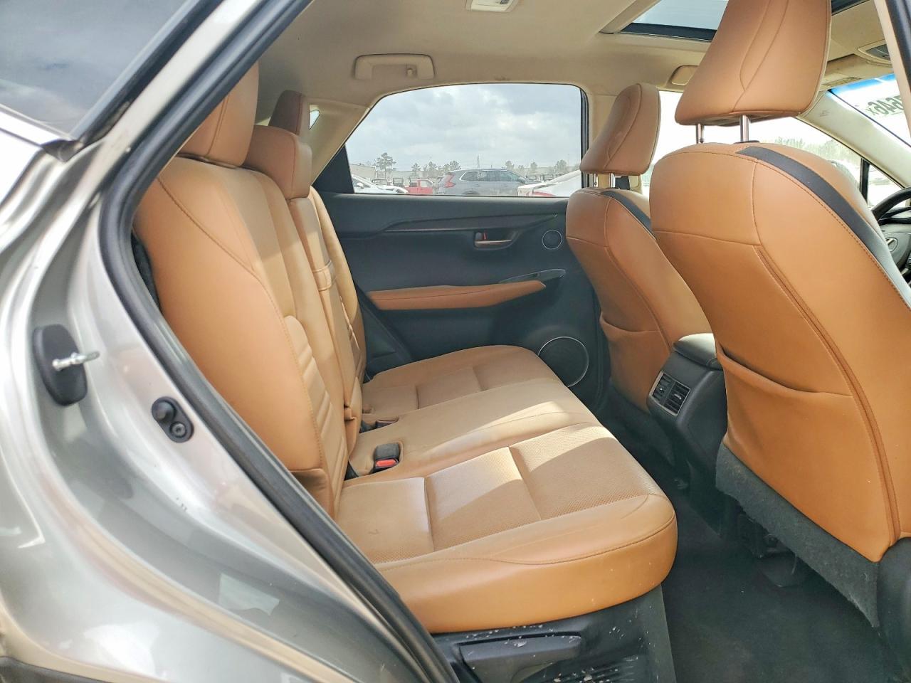 2016 LEXUS NX 200T