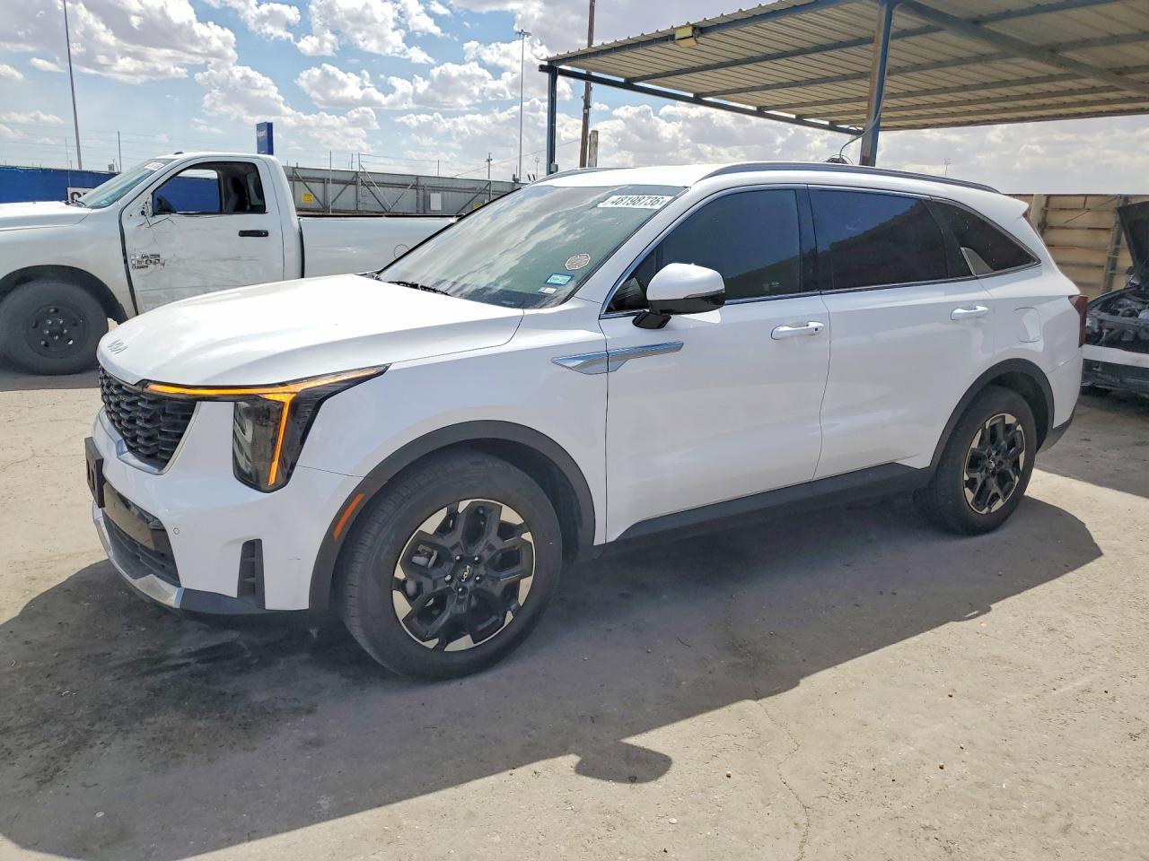 2025 KIA SORENTO