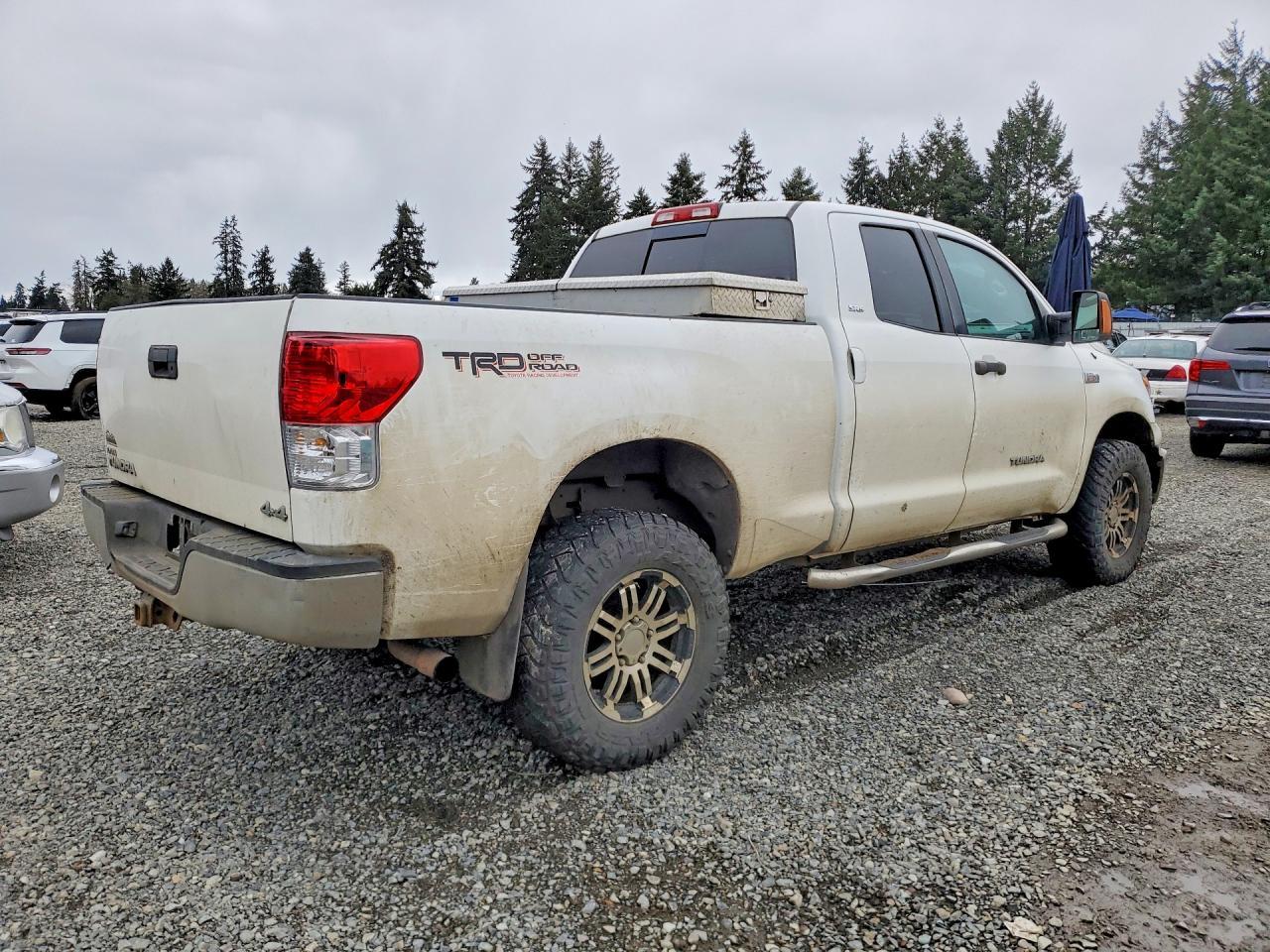 2008 TOYOTA TUNDRA