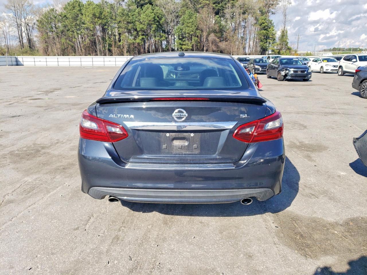 2017 NISSAN ALTIMA