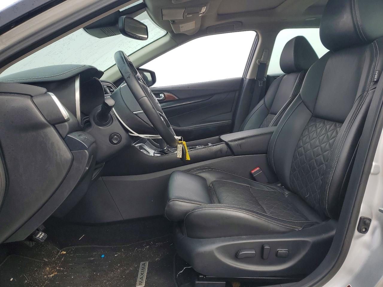 2019 NISSAN Maxima