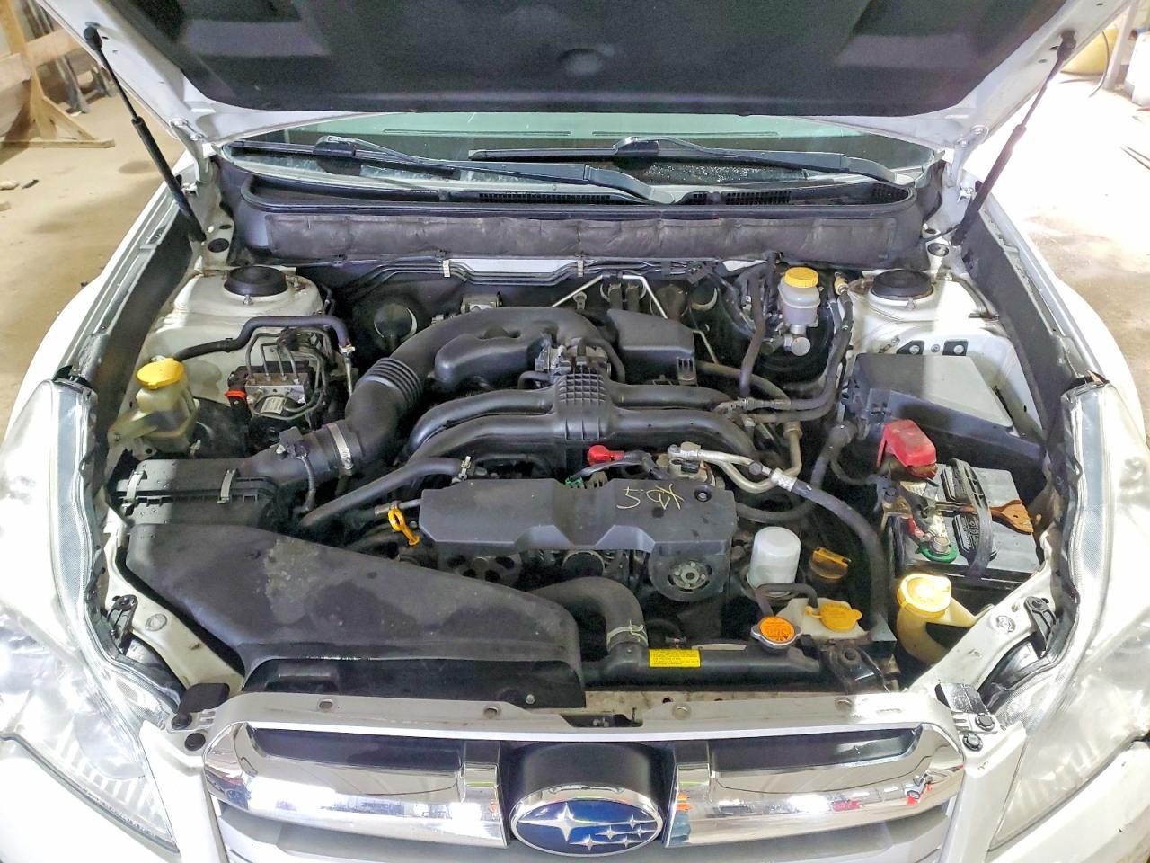 2014 SUBARU Outback