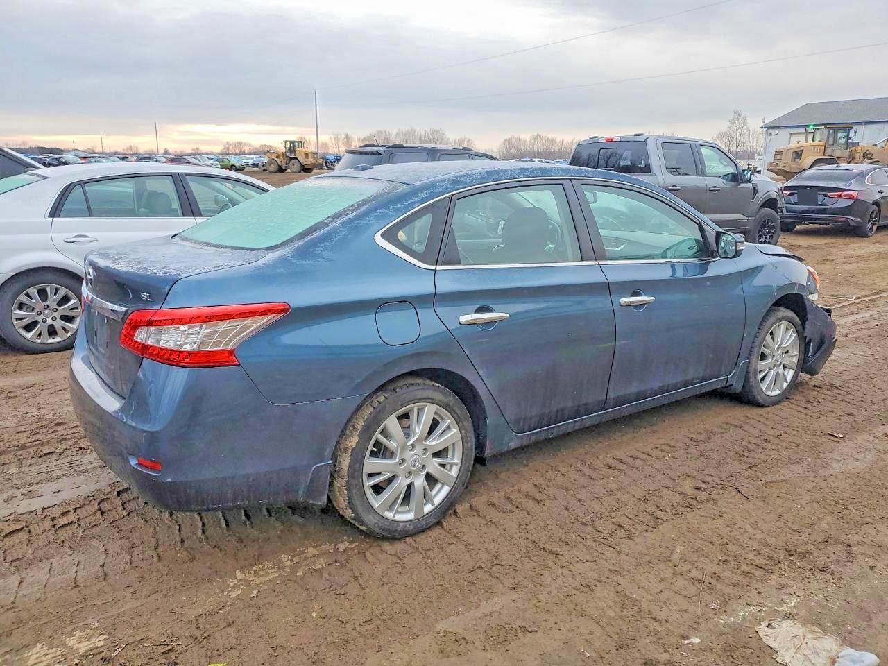 2015 NISSAN SENTRA