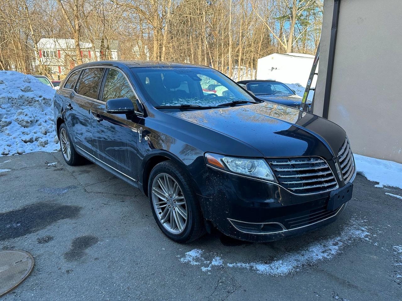 2019 LINCOLN MKT