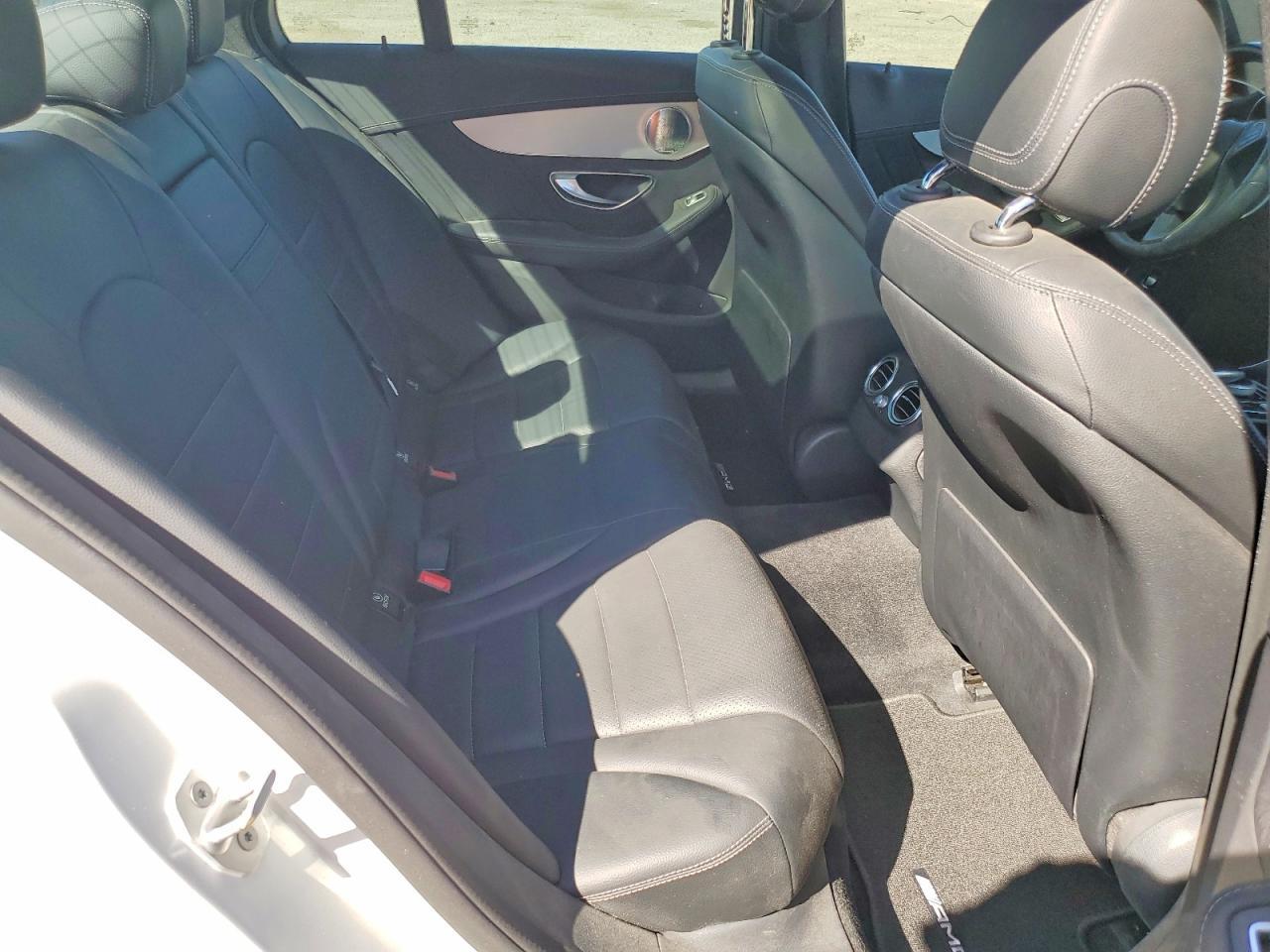 2016 MERCEDES-BENZ C-CLASS