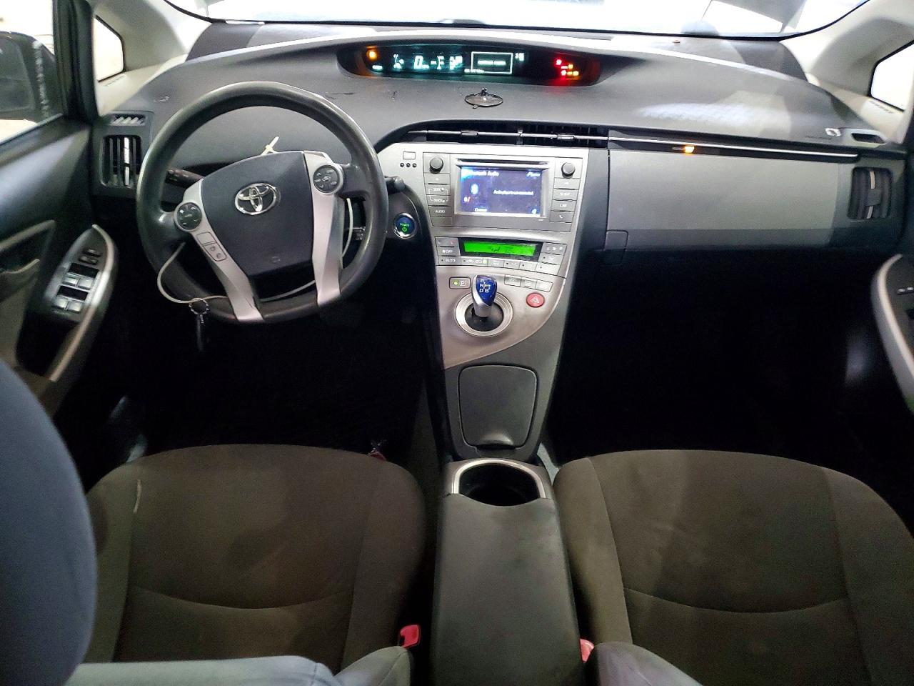 2013 TOYOTA PRIUS