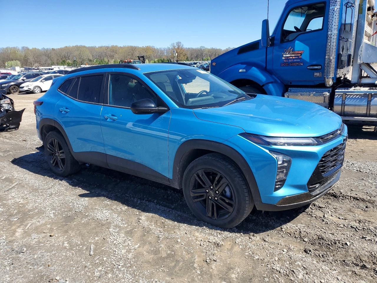 2025 CHEVROLET TRAX