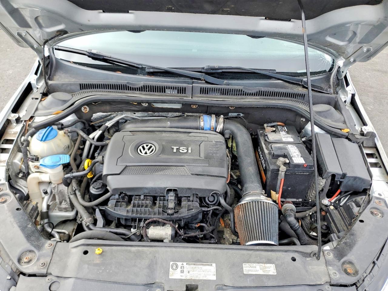 2014 VOLKSWAGEN JETTA