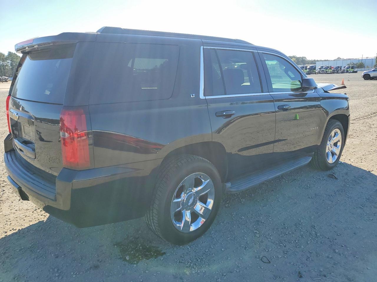 2016 CHEVROLET Tahoe