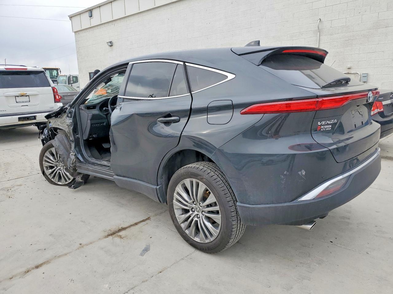2022 TOYOTA VENZA