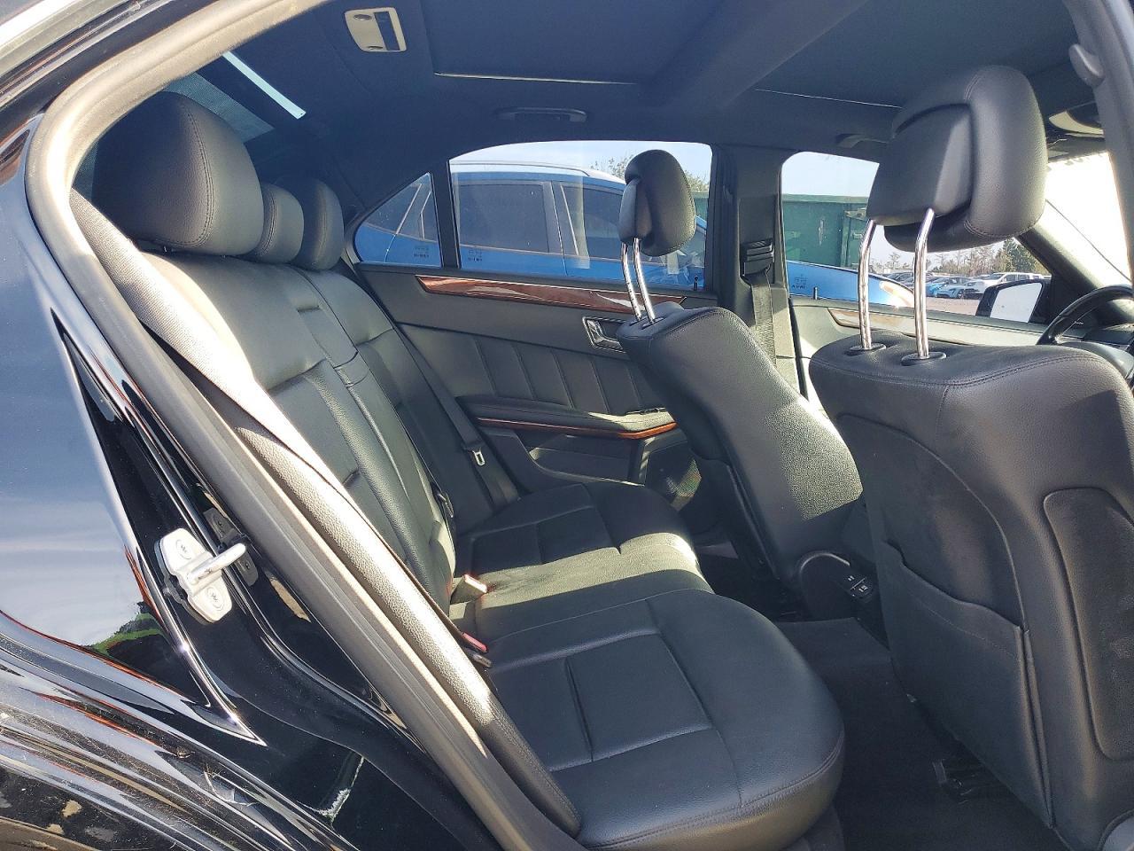 2011 MERCEDES-BENZ E-Class