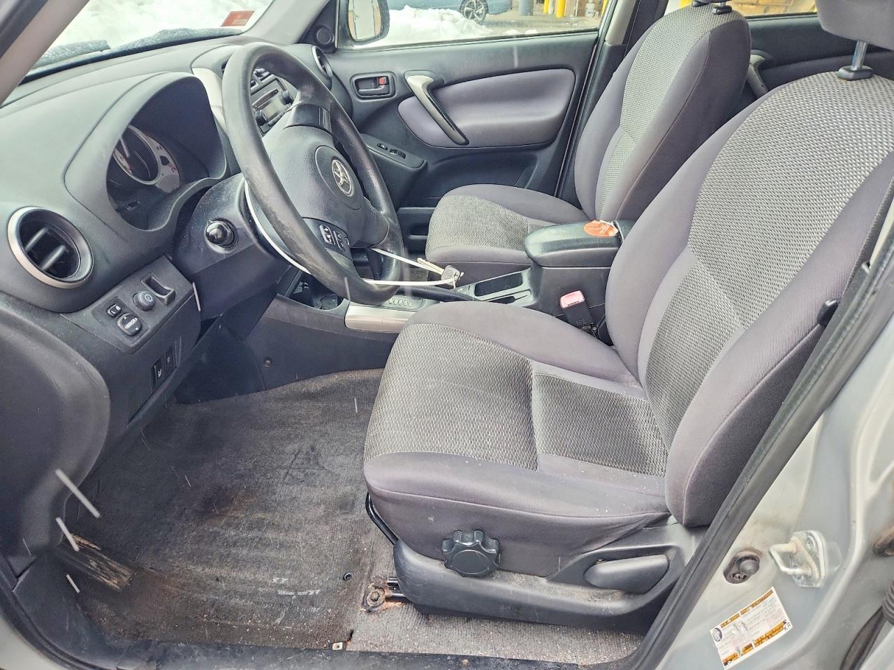 2005 TOYOTA RAV4