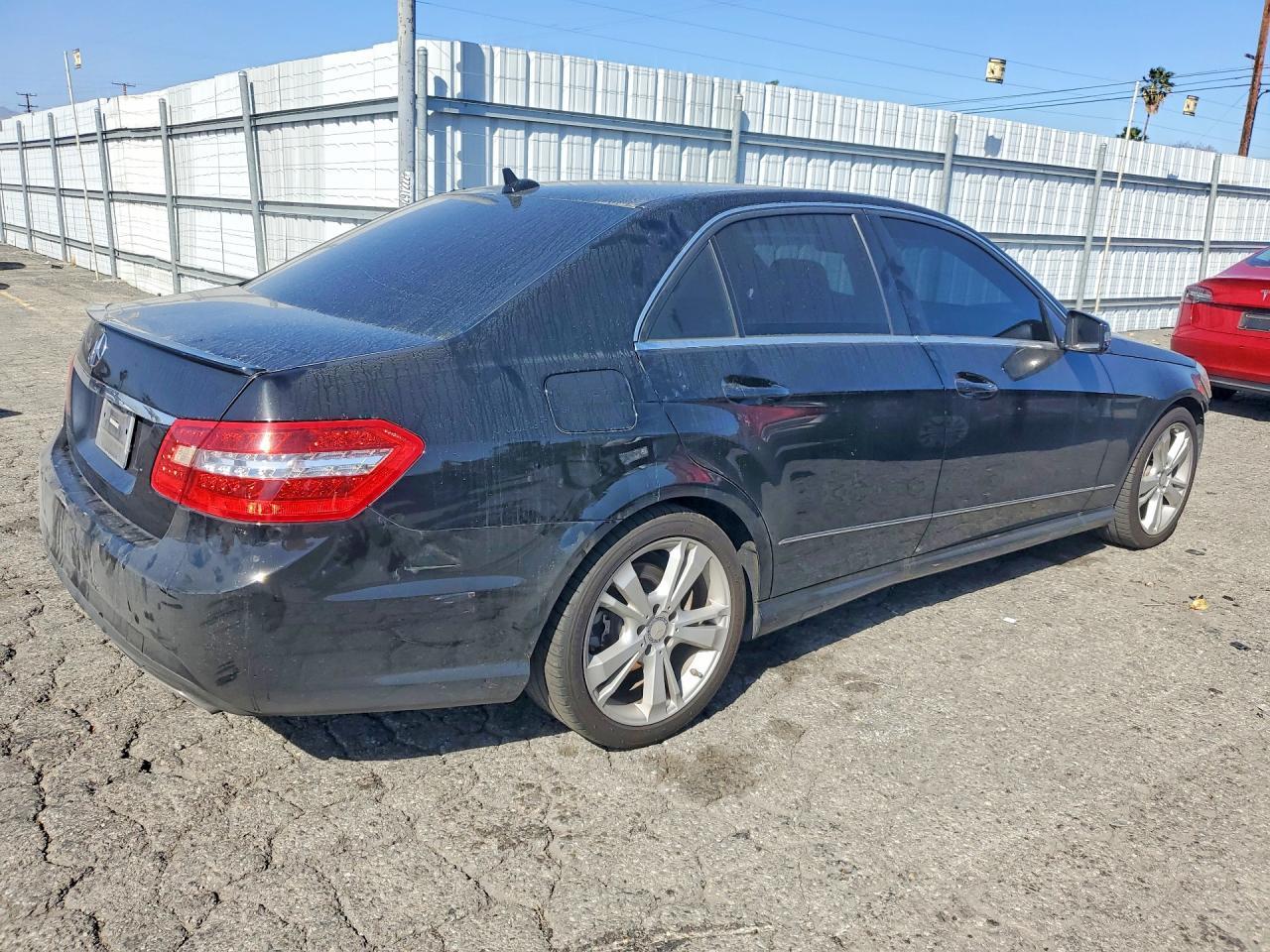 2013 MERCEDES-BENZ E-Class