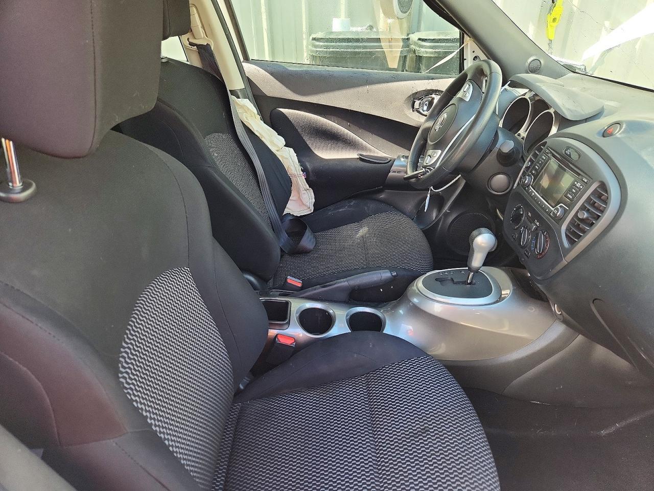 2015 NISSAN Juke