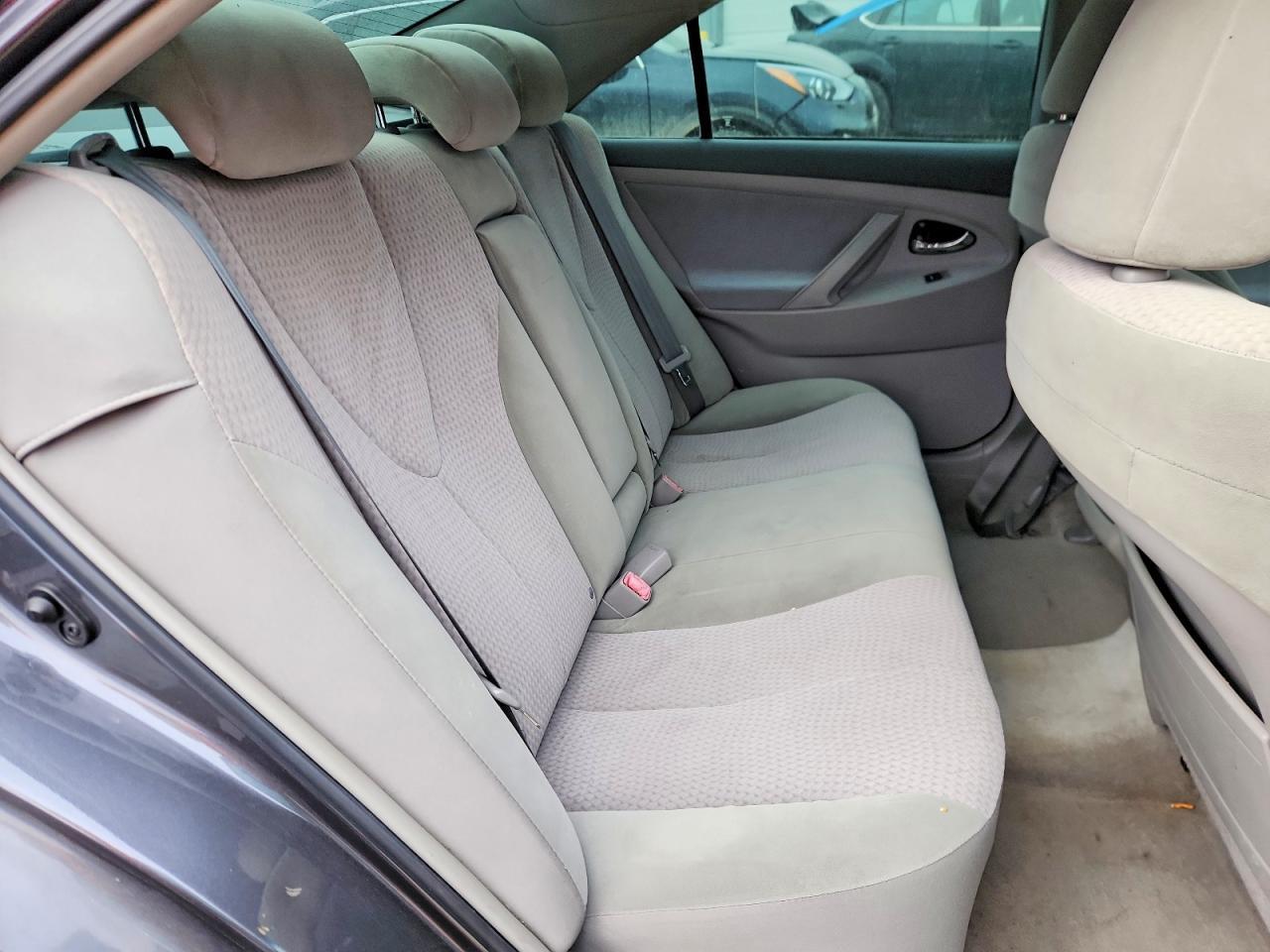 2011 TOYOTA CAMRY