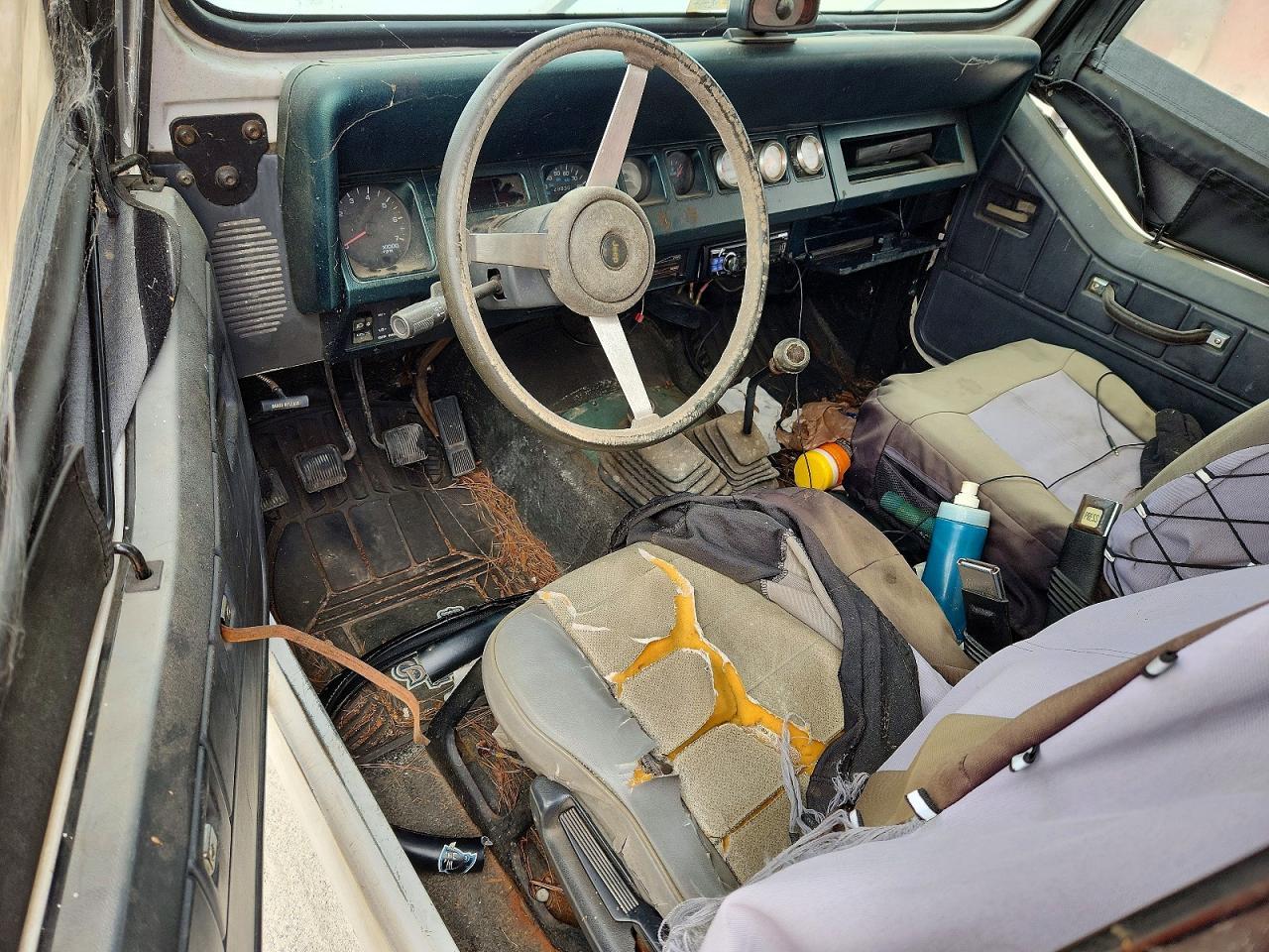 1994 JEEP WRANGLER