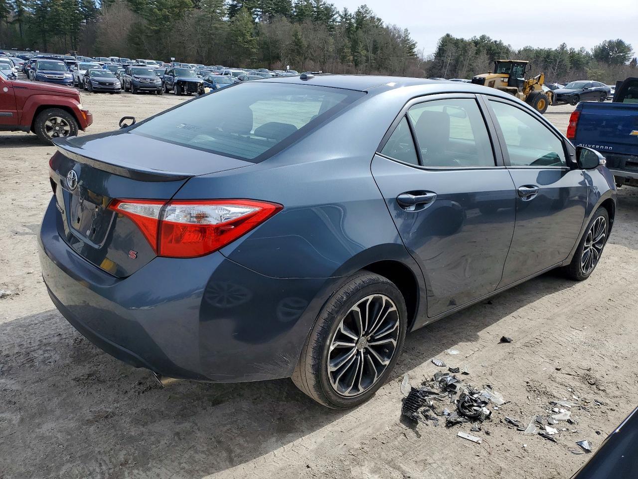 2015 TOYOTA COROLLA
