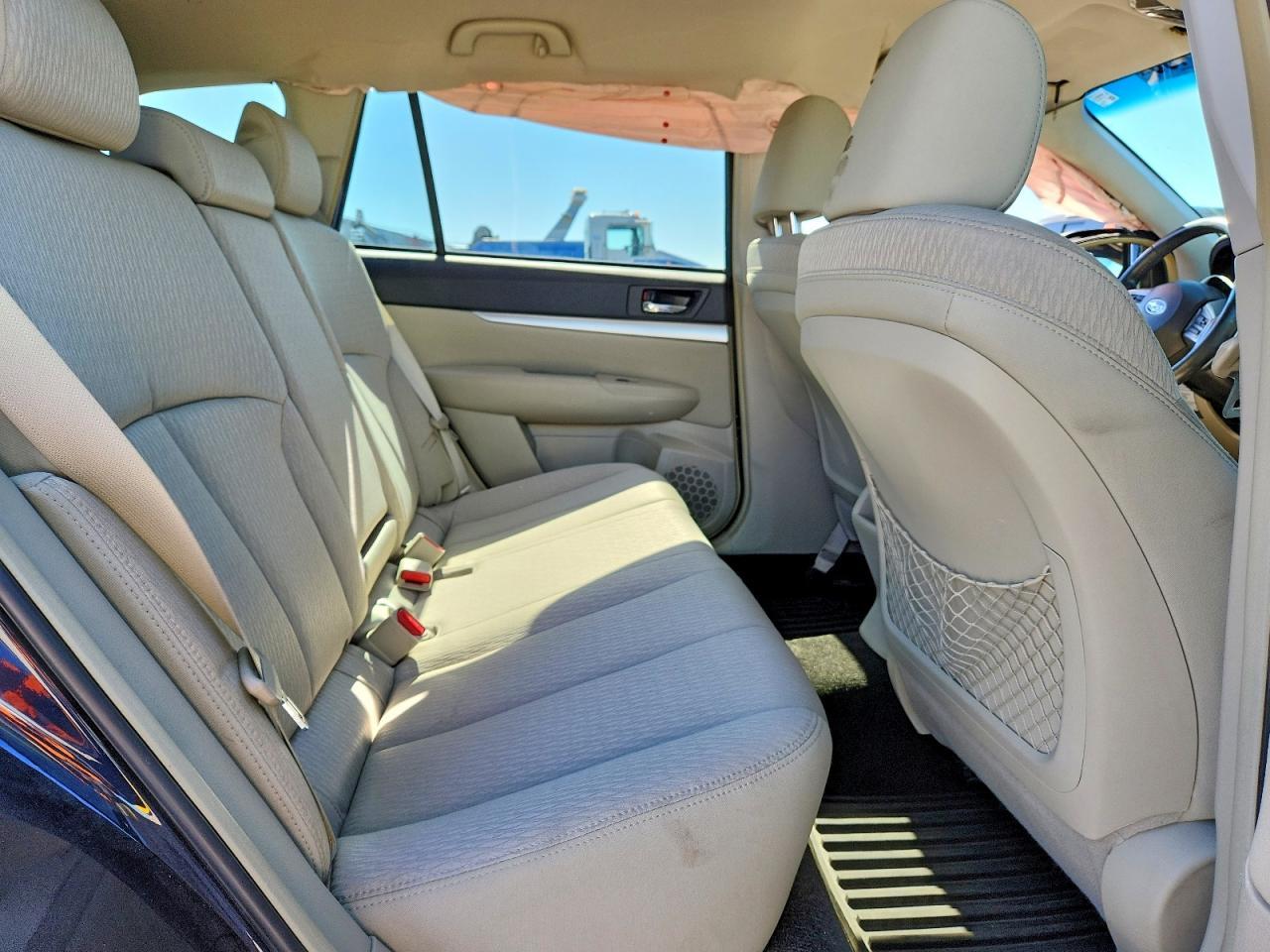 2012 SUBARU Outback