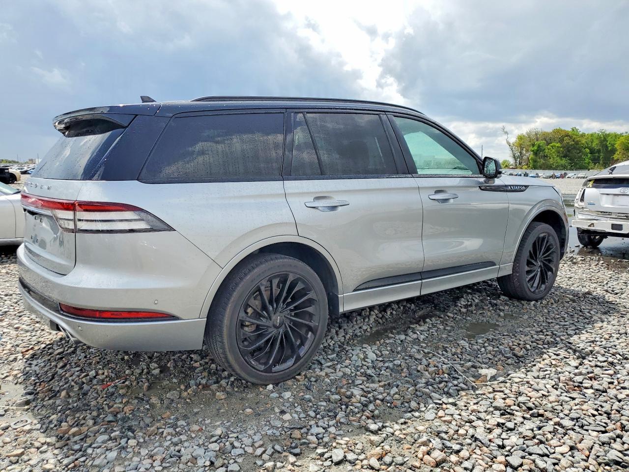 2023 LINCOLN Aviator