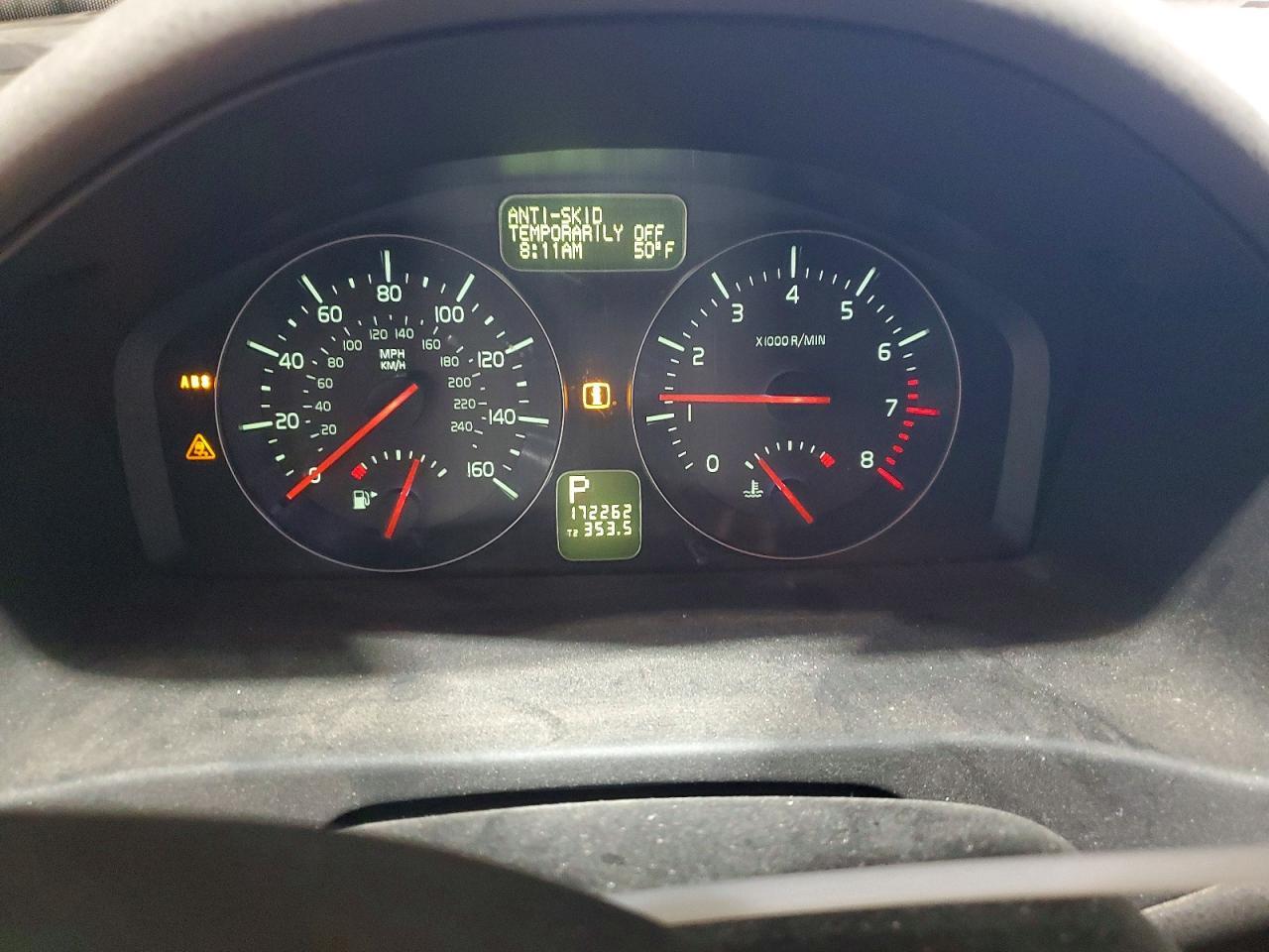 2011 VOLVO S40