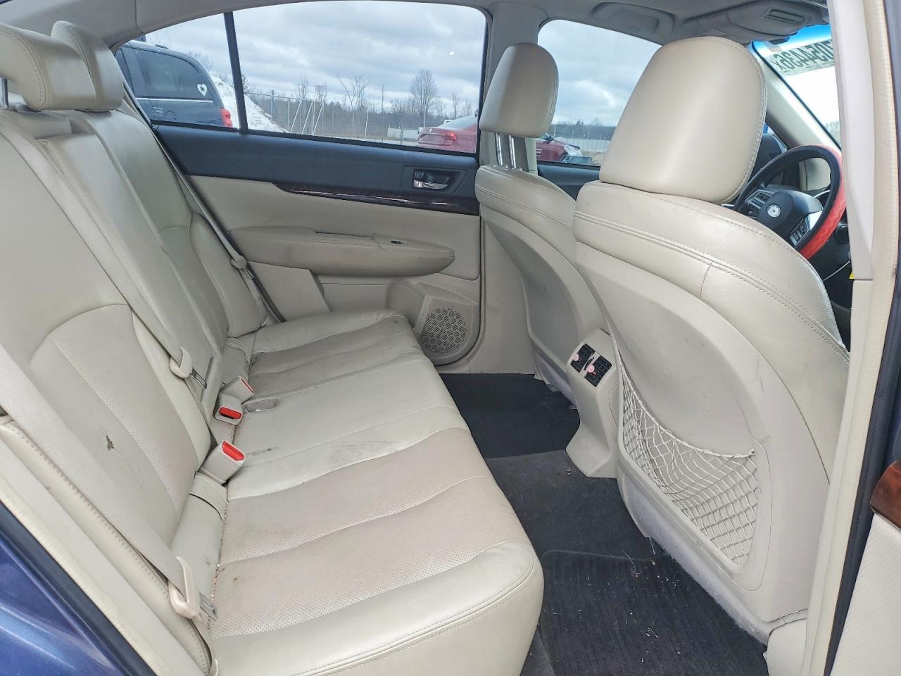 2014 SUBARU Legacy