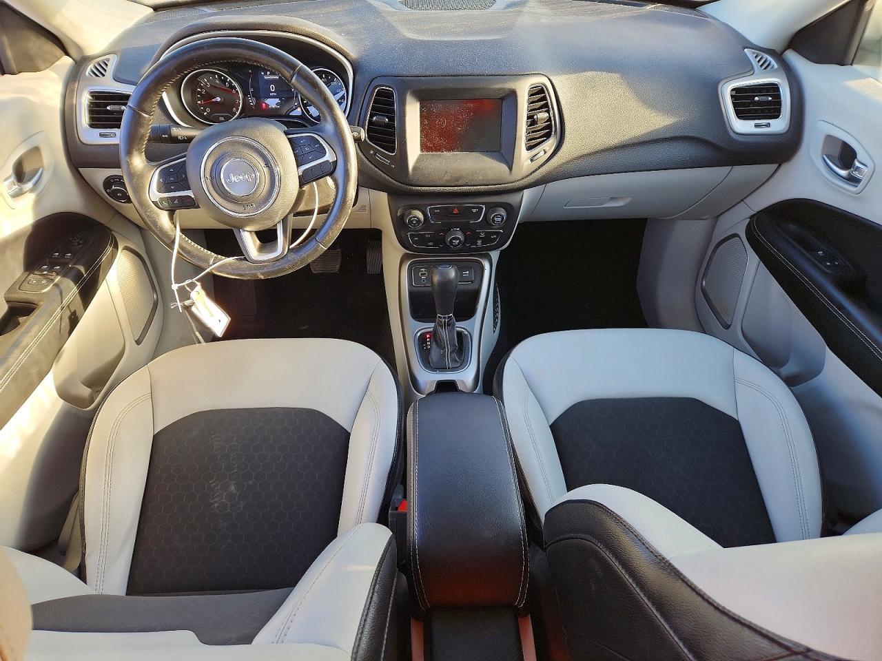 2020 JEEP Compass