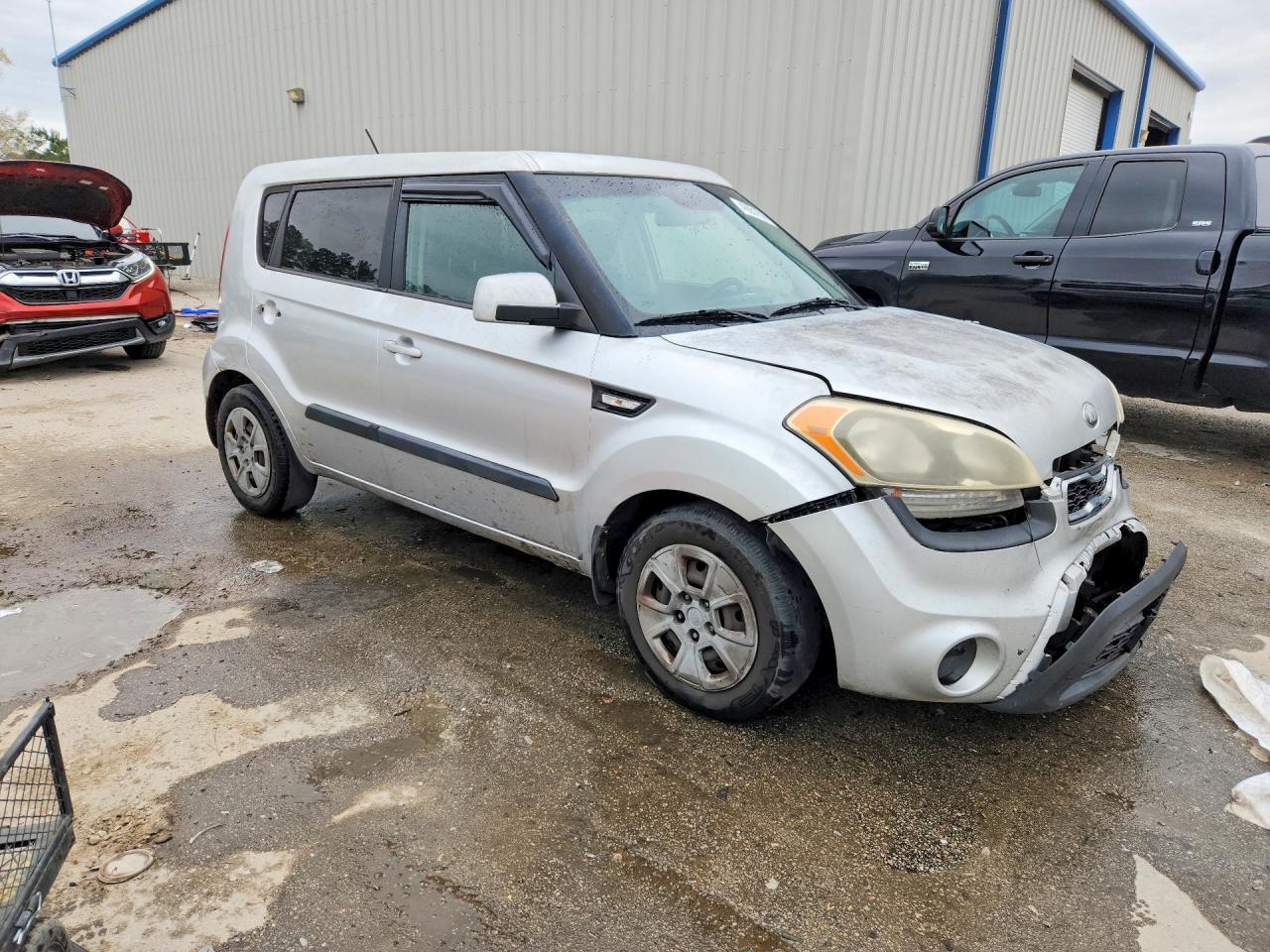 2013 KIA SOUL