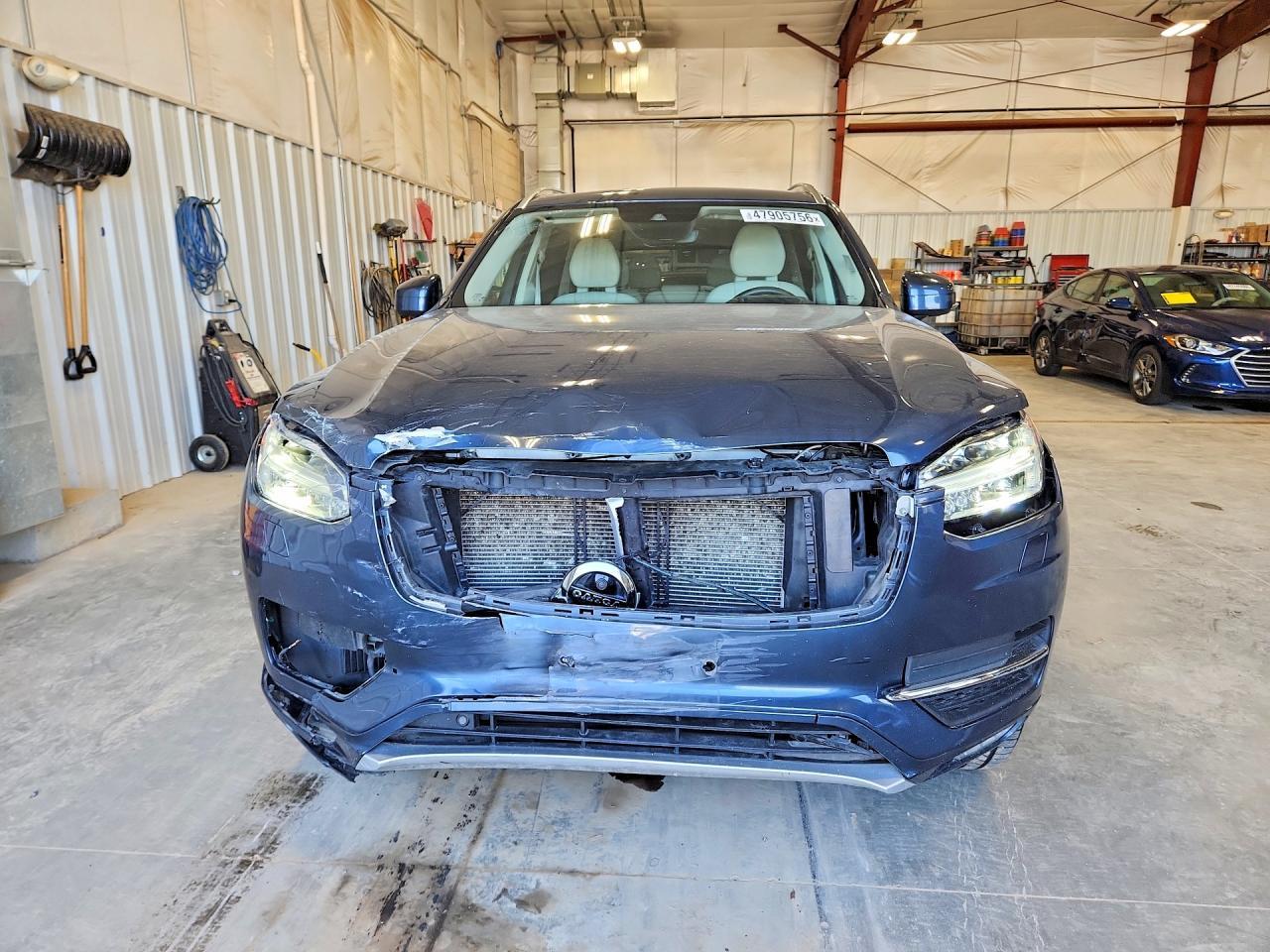 2018 VOLVO XC90