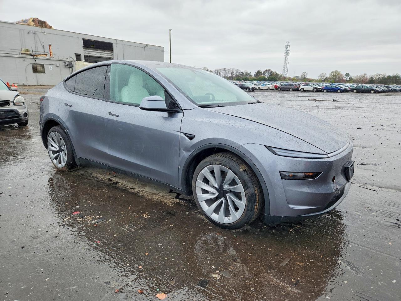 2026 TESLA MODEL Y