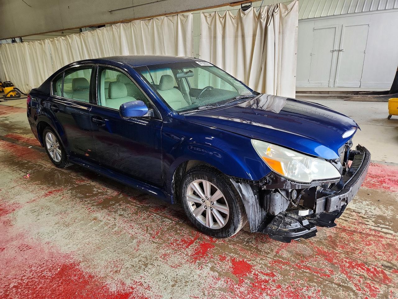 2010 SUBARU Legacy